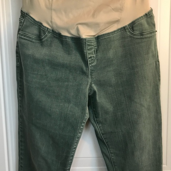 🔴 4/$15 Isabel Maternity Target 🎯 Brand green denim skinny jeans size 8 in EUC - Picture 3 of 9
